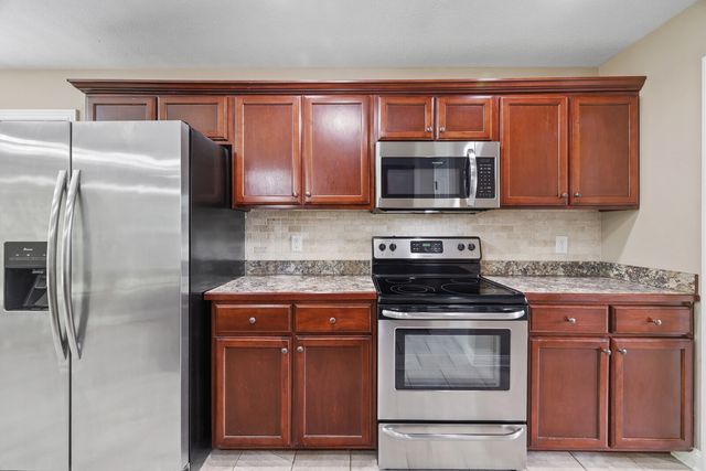 1928 Bell Chase Way, Clarksville, TN 37040