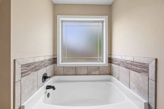 1928 Bell Chase Way, Clarksville, TN 37040