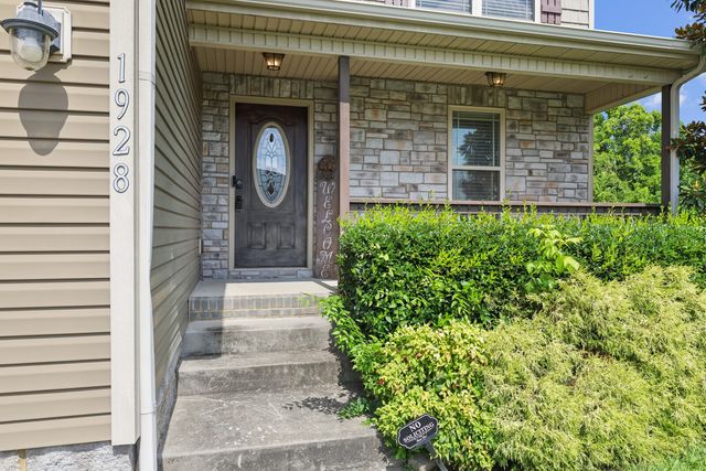 1928 Bell Chase Way, Clarksville, TN 37040