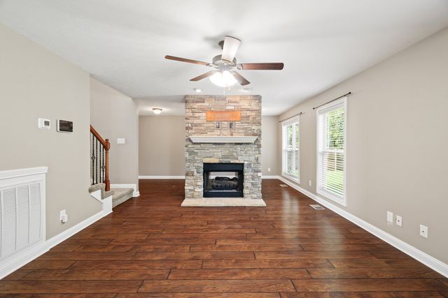 1928 Bell Chase Way, Clarksville, TN 37040