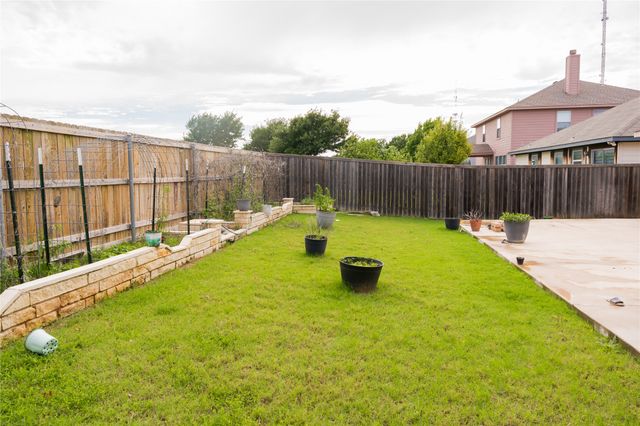 7009 Bountiful Grove Drive, Mckinney, TX 75070