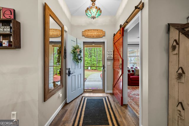 32 Brooks Lake Drive, Newnan, GA 30263