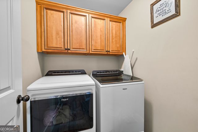 32 Brooks Lake Drive, Newnan, GA 30263