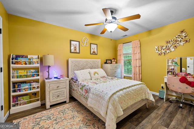 32 Brooks Lake Drive, Newnan, GA 30263