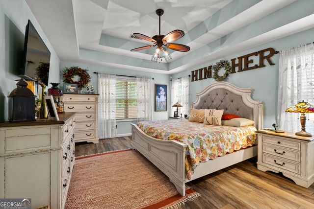 32 Brooks Lake Drive, Newnan, GA 30263