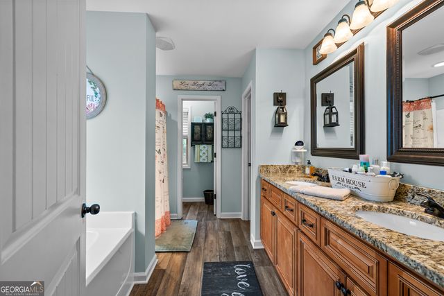 32 Brooks Lake Drive, Newnan, GA 30263