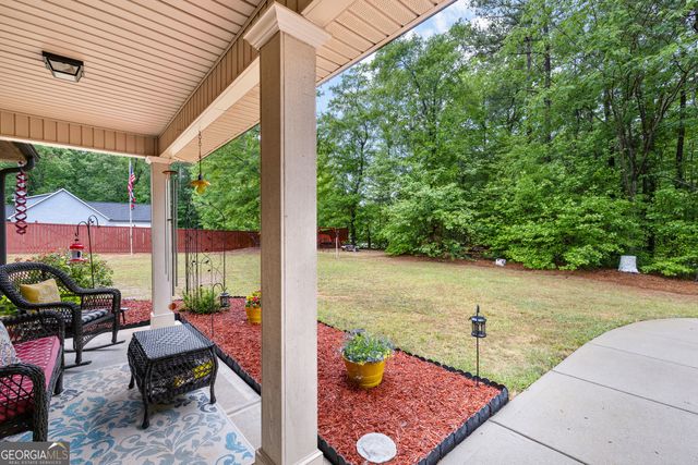 32 Brooks Lake Drive, Newnan, GA 30263