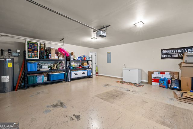 32 Brooks Lake Drive, Newnan, GA 30263