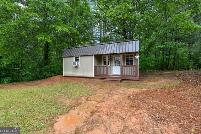 32 Brooks Lake Drive, Newnan, GA 30263