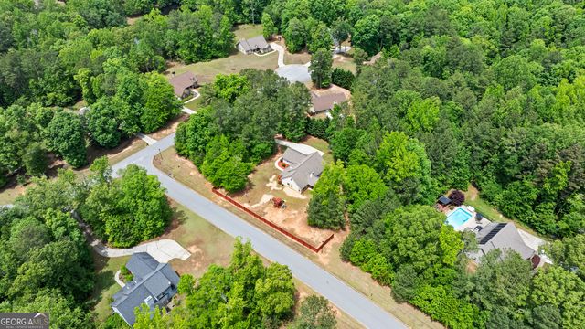 32 Brooks Lake Drive, Newnan, GA 30263