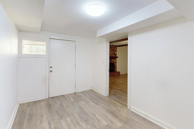 606 Wheelock Street, Hearne, TX 77859