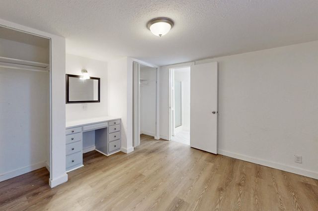 606 Wheelock Street, Hearne, TX 77859