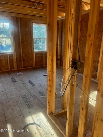 435 W New Jersey Avenue, Southern Pines, NC 28387