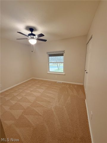 8552 Usher Road, Olmsted Twp, OH 44138