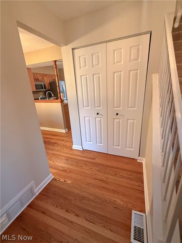 8552 Usher Road, Olmsted Twp, OH 44138