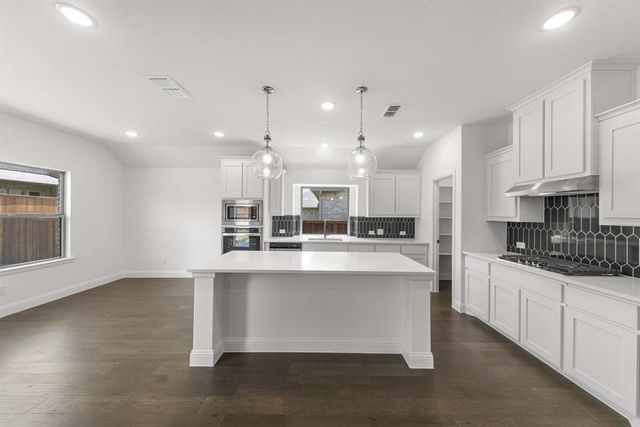 700 Brazos Drive, Van Alstyne, TX 75495