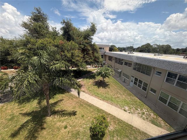 5725 12TH AVENUE N 306D, St Petersburg, FL 33710
