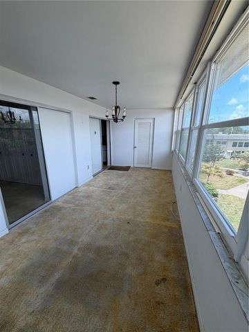 5725 12TH AVENUE N 306D, St Petersburg, FL 33710