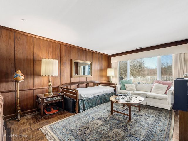 116 Rivershire Lane, Lincolnshire, IL 60069