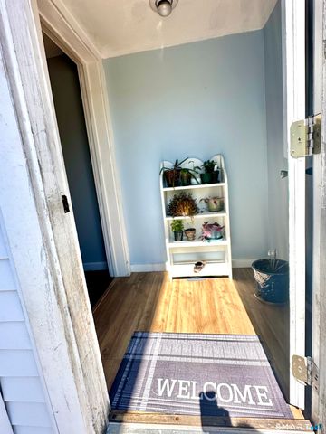 68 Lillibridge Avenue, Voluntown, CT 06384