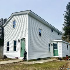 68 Lillibridge Avenue, Voluntown, CT 06384