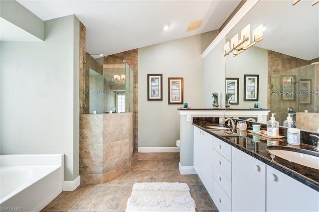 458 Waterleaf CT, Marco Island, FL 34145