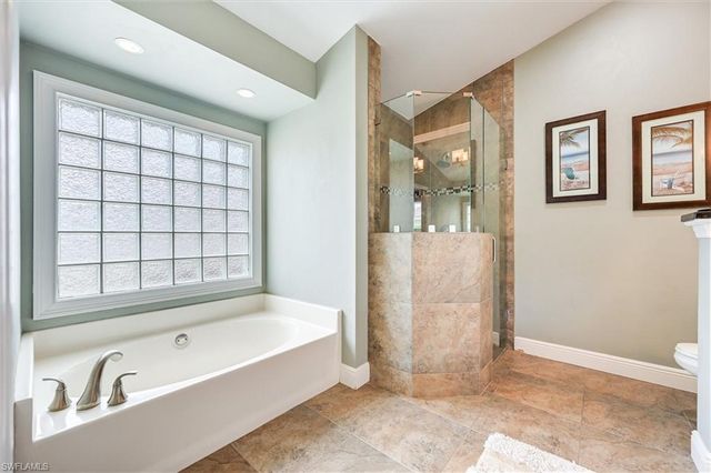 458 Waterleaf CT, Marco Island, FL 34145