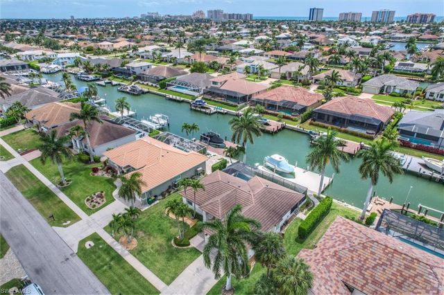458 Waterleaf CT, Marco Island, FL 34145