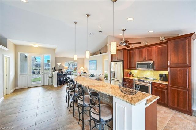 458 Waterleaf CT, Marco Island, FL 34145
