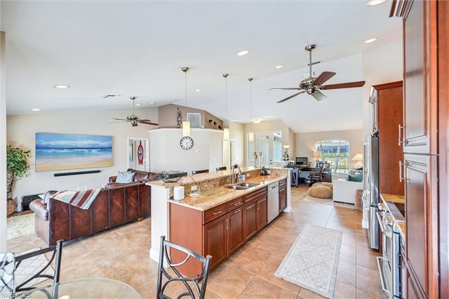 458 Waterleaf CT, Marco Island, FL 34145