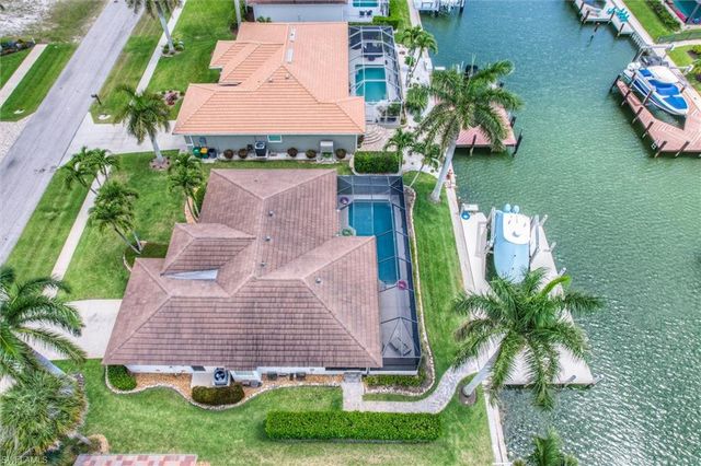 458 Waterleaf CT, Marco Island, FL 34145