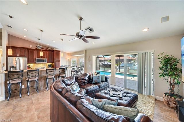 458 Waterleaf CT, Marco Island, FL 34145