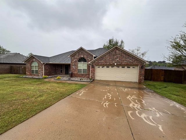 313 Grant Drive, Bryant, AR 72022