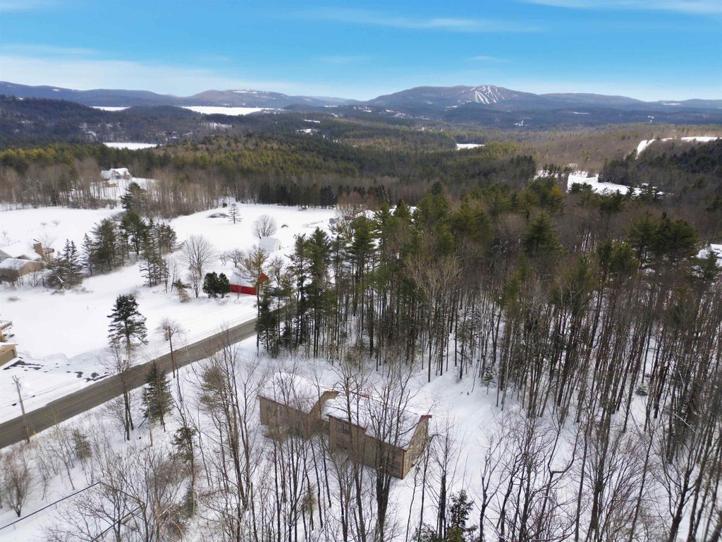 535 North Road, Sunapee, NH 03782