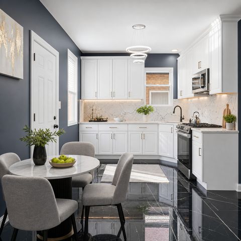 6341 S Francisco Avenue, Chicago, IL 60629