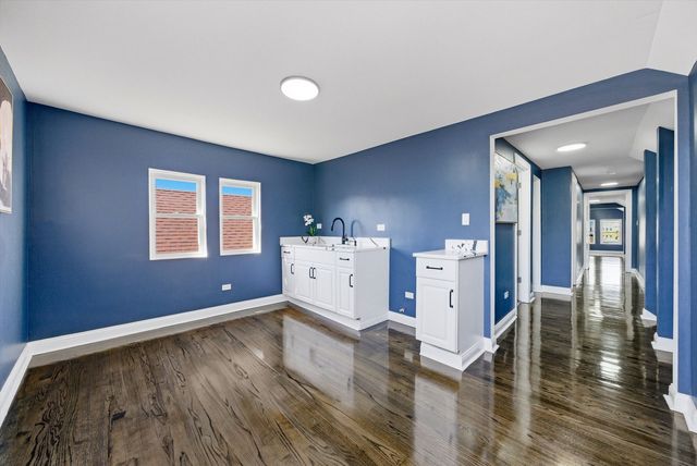 6341 S Francisco Avenue, Chicago, IL 60629