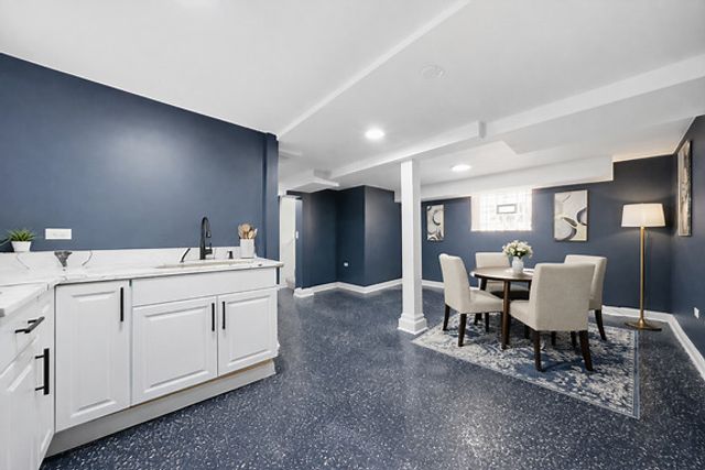 6341 S Francisco Avenue, Chicago, IL 60629