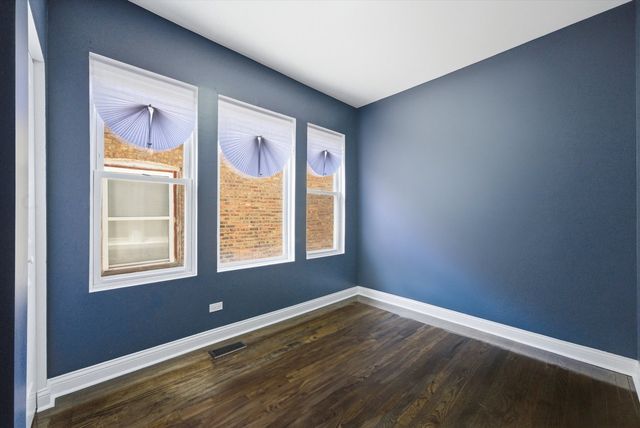 6341 S Francisco Avenue, Chicago, IL 60629