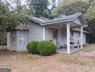 274 Commerce Street, Hawkinsville, GA 31036