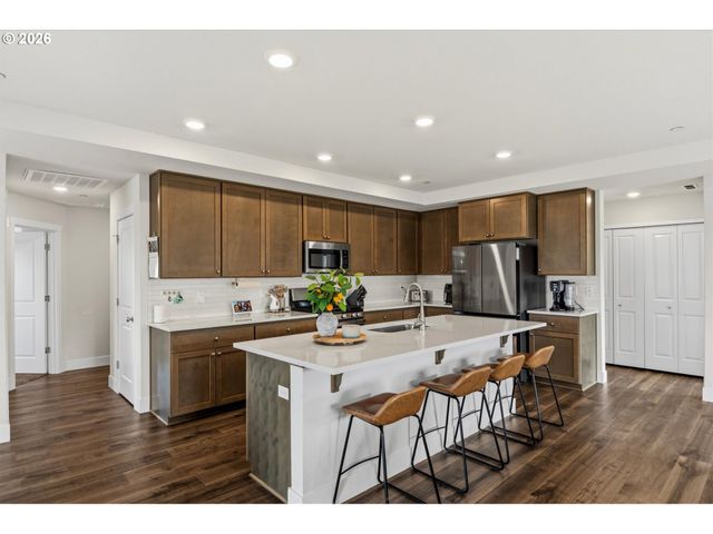18439 Sw BUCKHORN Dr, Beaverton, OR 97007