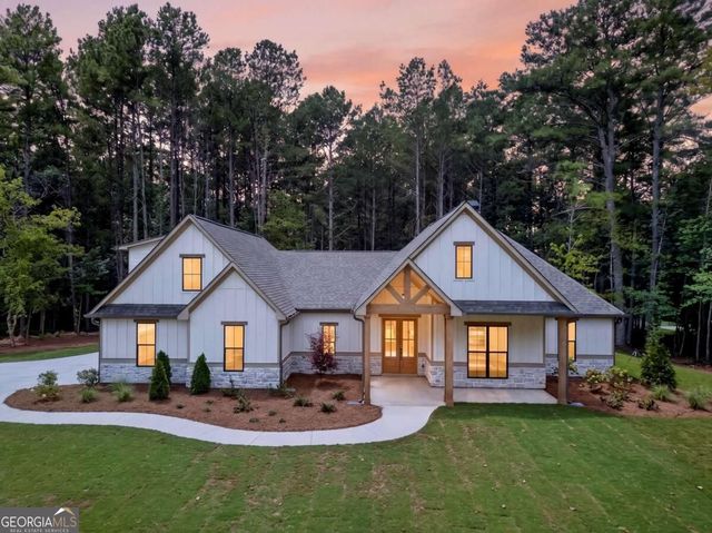 447 School Road, Dallas, GA 30132