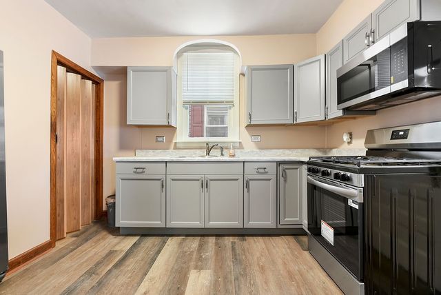 3518 7th Ave, Beaver Falls, PA 15010