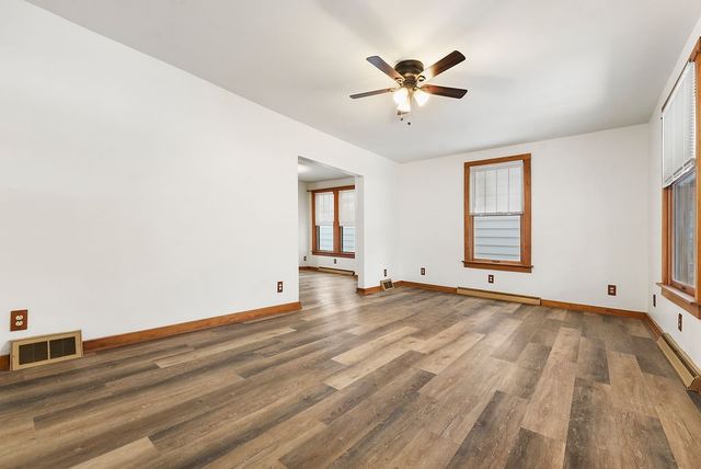 3518 7th Ave, Beaver Falls, PA 15010