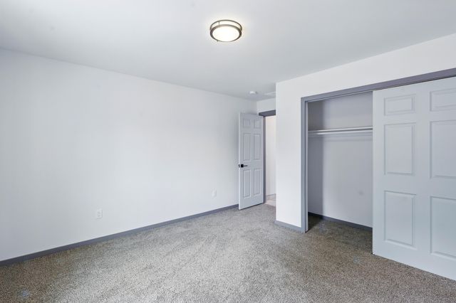 1688 SICHLER Road, Los Lunas, NM 87031