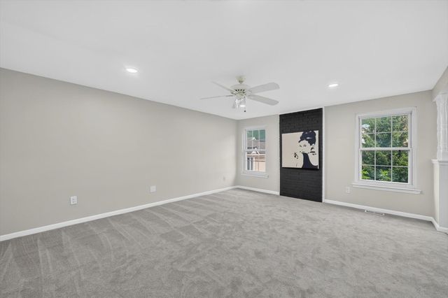 21344 E Glen Haven Circle, Northville, MI 48167