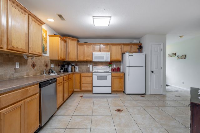 1802 MCALESTER ST, Columbia, MO 65201