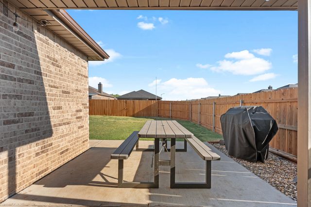 7402 105th Street, Lubbock, TX 79424
