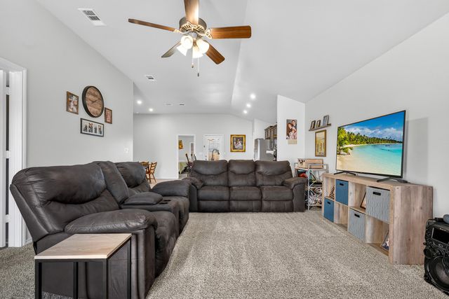 7402 105th Street, Lubbock, TX 79424