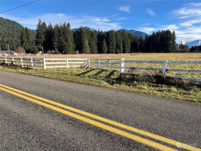 236 Kehoe Rd, Randle, WA 98377