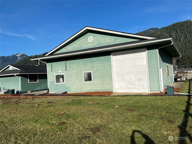 236 Kehoe Rd, Randle, WA 98377